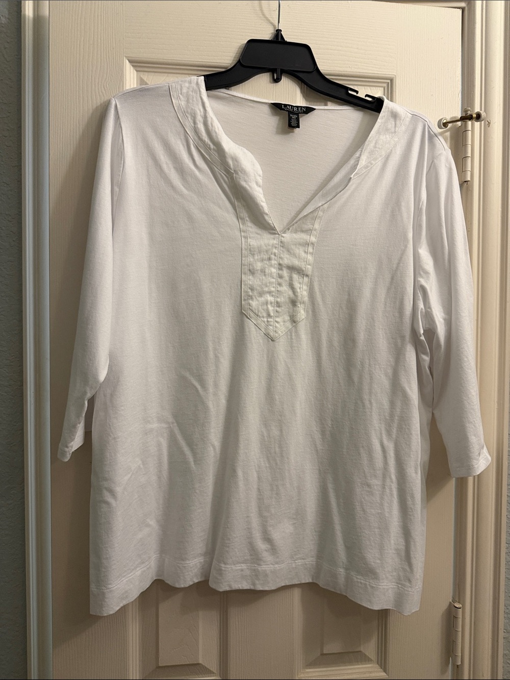 LAUREN Ralph Lauren White Split-Neck 3/4 Sleeve Tunic